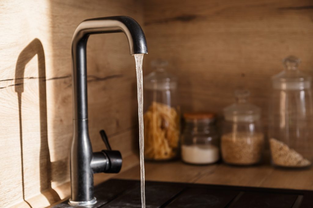 Trusted well water testing near Bainbridge Island, Port Orchard & Key Peninsula. Lab-certified results with iron & manganese reduction options. Get started today!